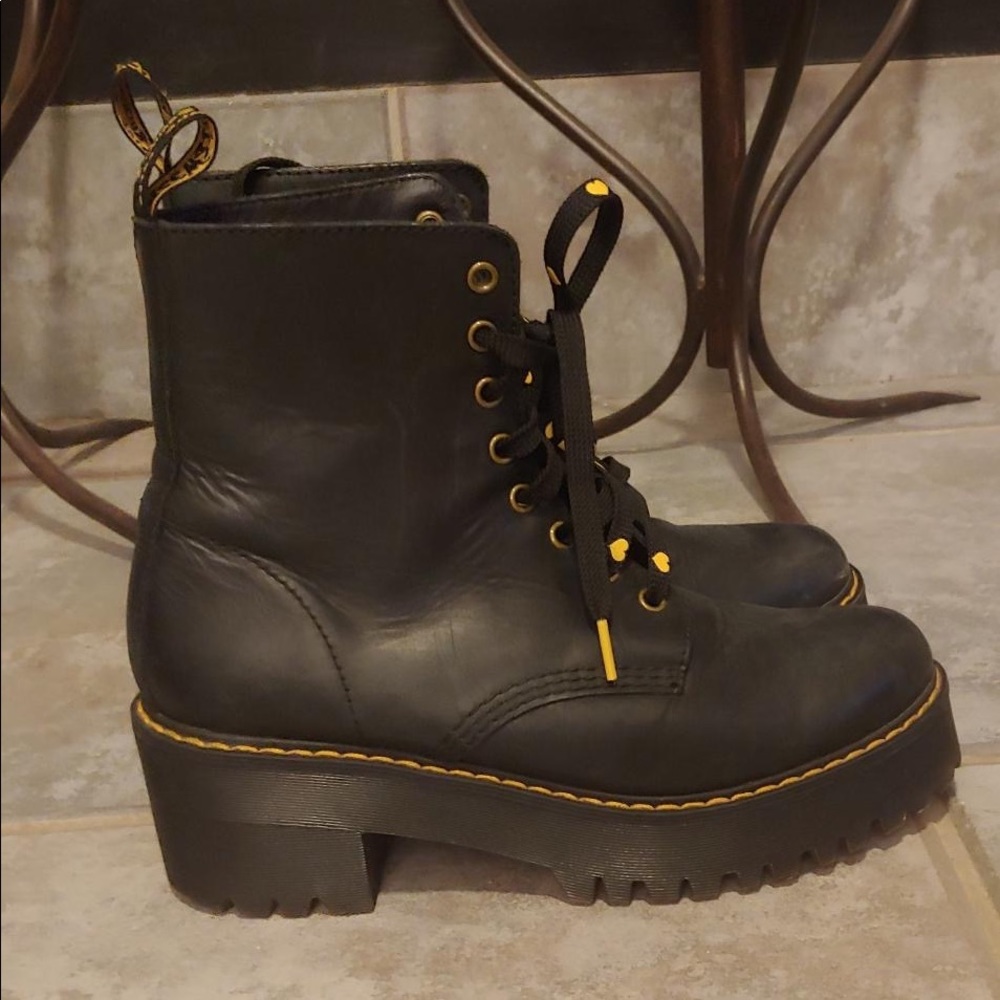 Dr. Martens Shriver Boot